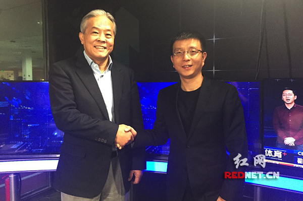 马国力（左）将加盟乐视体育。