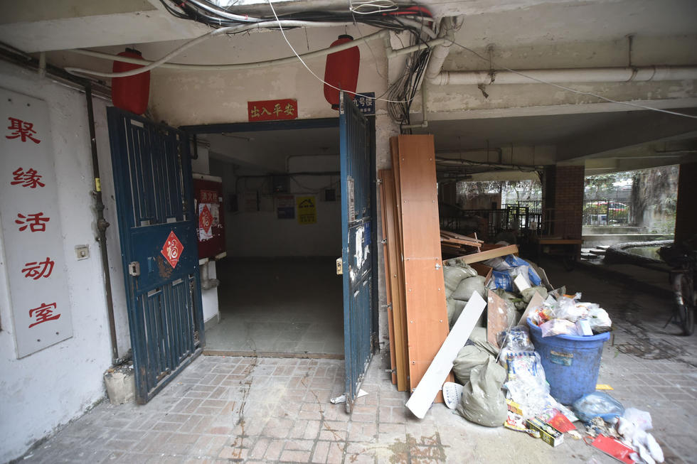 成都23户业主众筹40万 老小区变身“星级酒店”