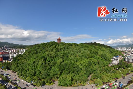 张家界再次入选中国城市竞争力年鉴 成2015十佳空气品质城市