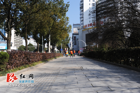 【新春走基层】他们用微小的力量 守护城市的形象