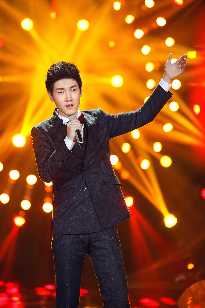 “嗓霸”王晰踢馆成功