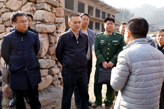 武陵源：朱用文深入中湖乡开展乡村旅游发展工作调研