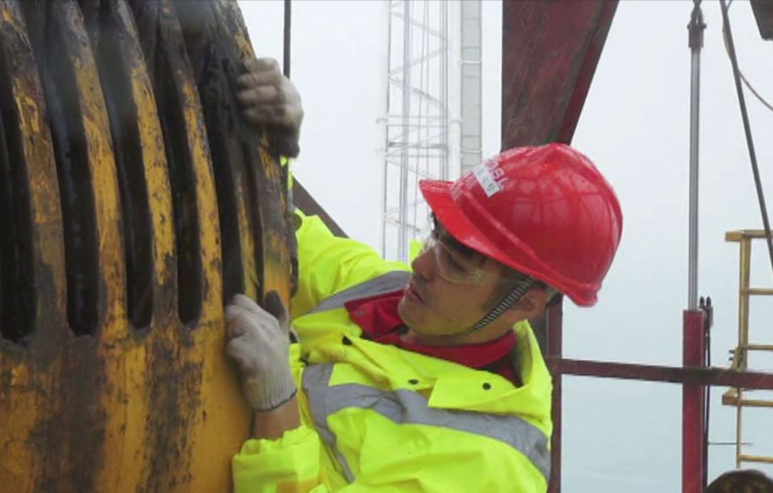 阮经天寻找锈点