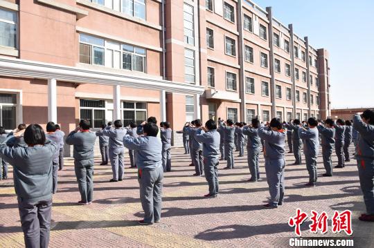 探访河北女子戒毒所：迷途天使的“贴心人”（图）