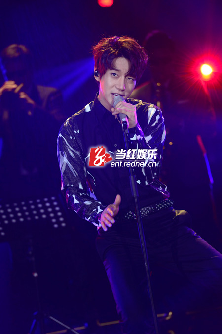 不再沉寂,劲歌热舞大玩中、韩、美三国歌曲混