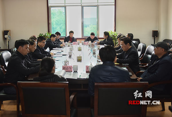 3月16下午，湖南省学习贯彻《准则》《条例》巡回宣讲活动在长沙启动。