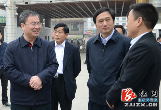 坚定信心 齐心协力 推动张家界市电子商务快速发展