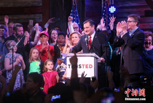 资料图:克鲁兹参加竞选活动。