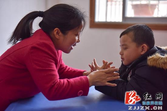 红网张家界站(张家界在线)约你一起关注“星星”