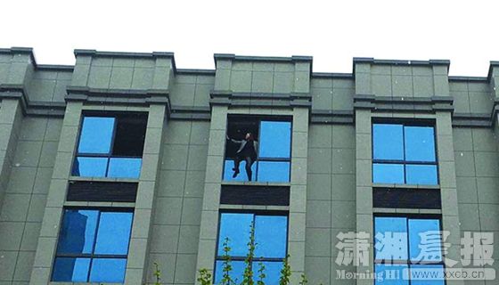huangj1603959.JPG