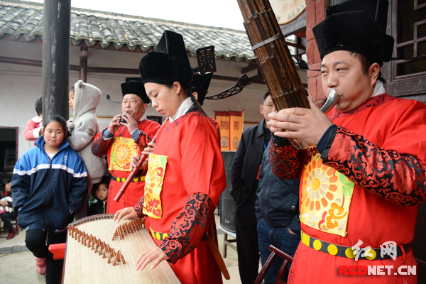 浏阳古乐即浏阳文庙古乐器，为“全国仅存之物”，此次是首次在孔氏家庙完整展示。