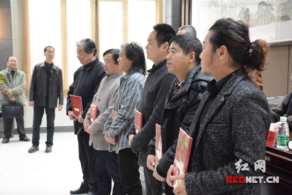 段江华等众多湘籍书画名家出席此次活动。