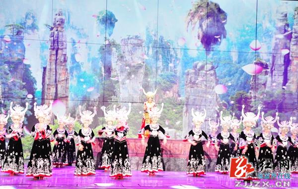 《烟雨张家界》 复演黄龙洞景区 武陵源“看戏”添新去处