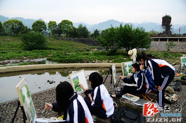 张家界武陵源春光入画图（组图）