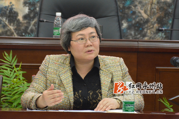 市委常委、宣传部长石艳萍出席会议并讲话