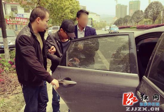 【警视窗】张家界：巡特警民警快速出击 48小时速破一起抢夺案件