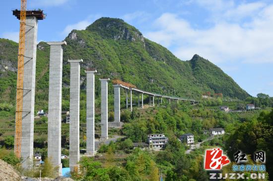 永定区：邢大公路年底将全线拉通