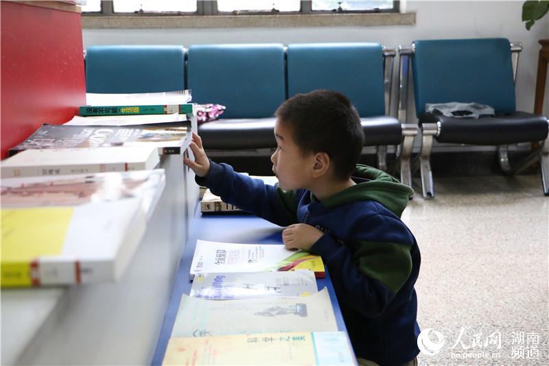 湖南省图书馆：开馆三年接纳读者800多万