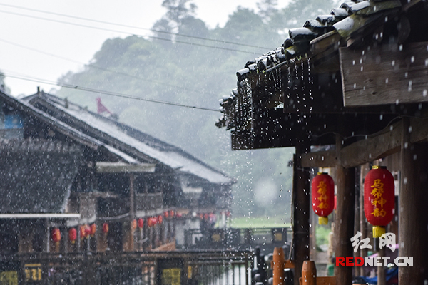 烟雨安化，徒留神韵。