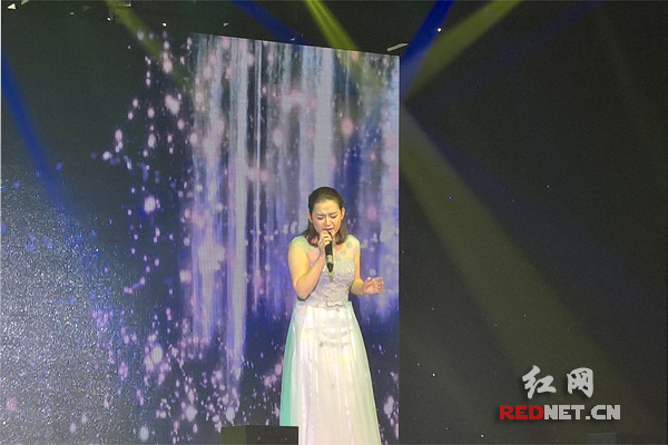 4月28日晚，长沙经开区举行力量之歌·长沙经开区首届员工歌手大赛总决赛。