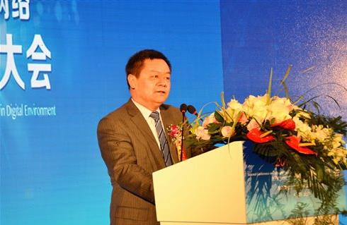 工信部信息通信管理局副局长李湘宁出席大会并致辞。郁致原摄