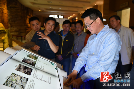 杨光荣调研城区重点项目建设（图）