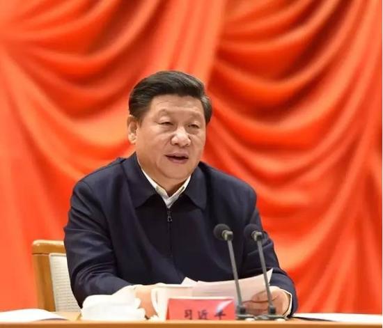 图为：2016年1月18日，省部级主要领导干部学习贯彻十八届五中全会精神专题研讨班在中央党校开班。习近平在开班式上发表重要讲话。