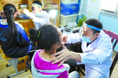 湖南省儿童医院和长沙市特殊教育学校开展助残