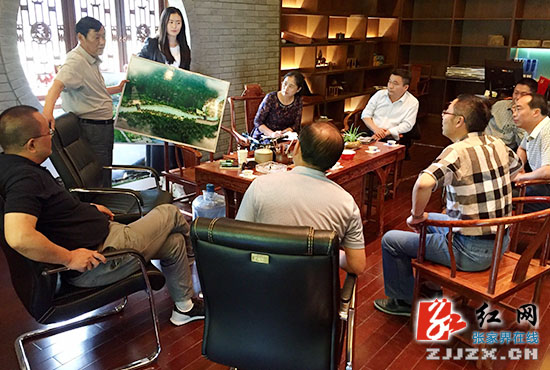 【双联双解六攻坚】周芳深入“双联”企业和项目调研