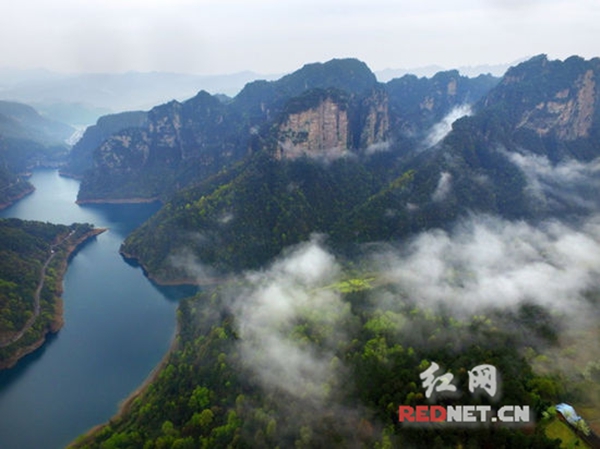 武陵源索溪水库。