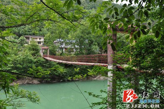 桑植：刘卫兵深入乡镇实地调研旅游资源分布情况
