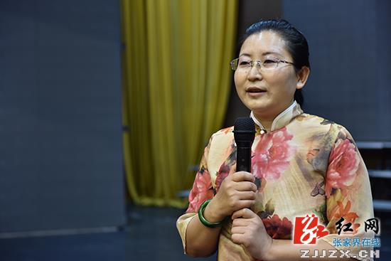 “涵养女德、幸福人生”公益讲座在天门小学举行