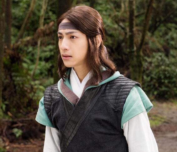 终极游侠罗云熙剧中造型