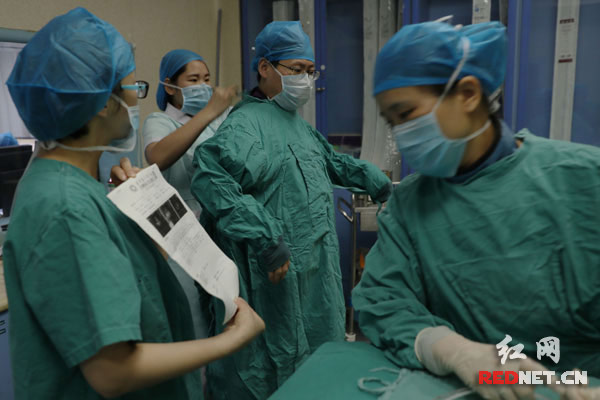 时刻新闻记者走访省人民医院儿科 “镜”写儿童医疗服务现状