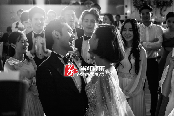 众宾客欢聚一堂