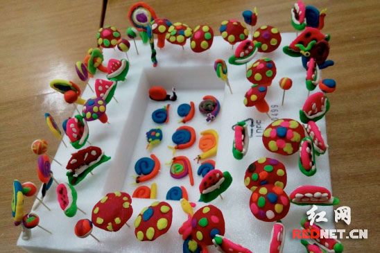 孩子们的作品。
