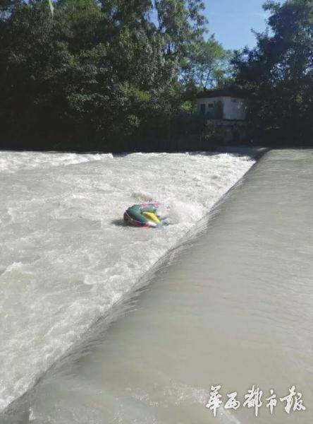 四川男子假期出游下河救人 儿子目睹其罹难(组图)