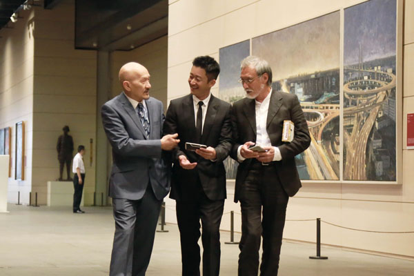 吴京加盟“功夫盛宴” 助威洪金宝显情义