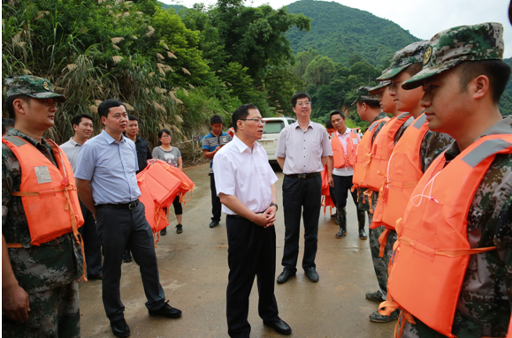 永州市委书记陈文浩督查江华、蓝山防汛工作-