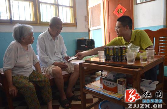 慈利：高靖生探望慰问抗战老兵及烈士家属