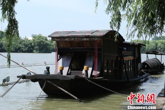 探访中国共产党诞生地嘉兴南湖：时代巨变红船依旧