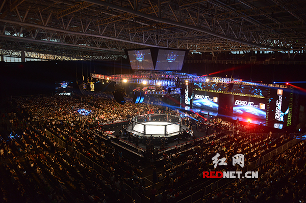 7月2日晚，“ROADFC路德国际综合格斗大赛”第32期的比赛在长沙完美落幕。