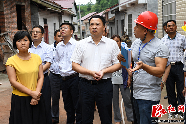 李卫林调研麻阳县地质灾害防治工作