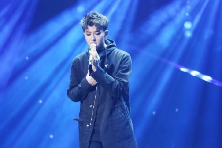 牙牙星球演唱会火爆北京 李宇春黄子韬黄景瑜热辣开唱