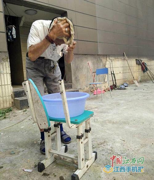 南昌实测：地表温度60℃ 牛排在太阳下熟了