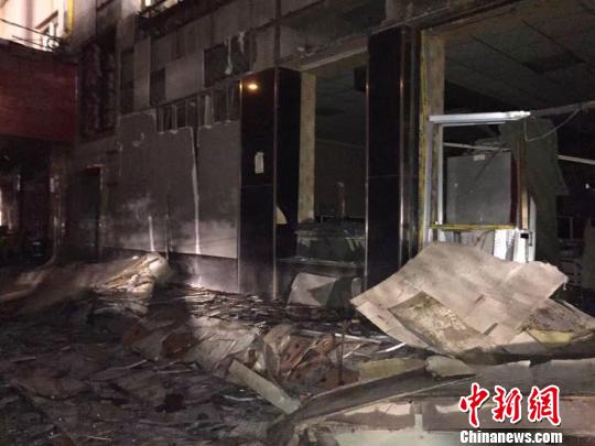 兰州电石车爆炸致多人受伤周边居民楼玻璃被震碎