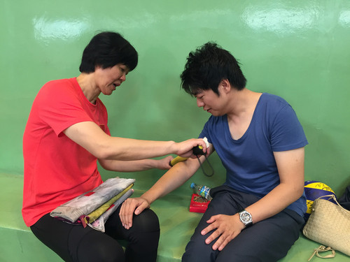 郎平为郎朗传授技巧