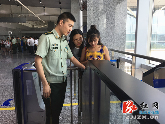 张家界边检站开展中国边检服务品牌集中推介宣传活动