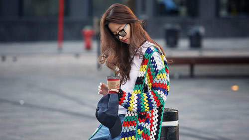 29岁刘亦菲提名影后? 蒙特利尔逆光玩街拍/图【7】