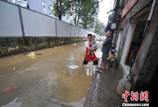 超强台风“莫兰蒂”将猛烈袭击福建广东沿海